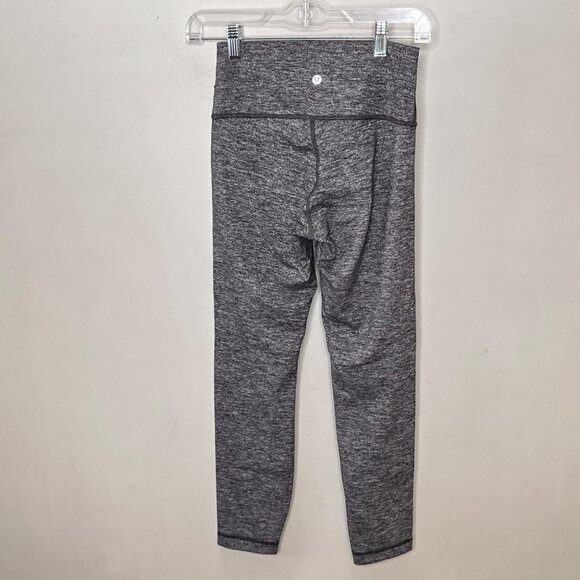 Lululemon Heather Gray‎ Leggings- Size 6 - Picture 2 of 4